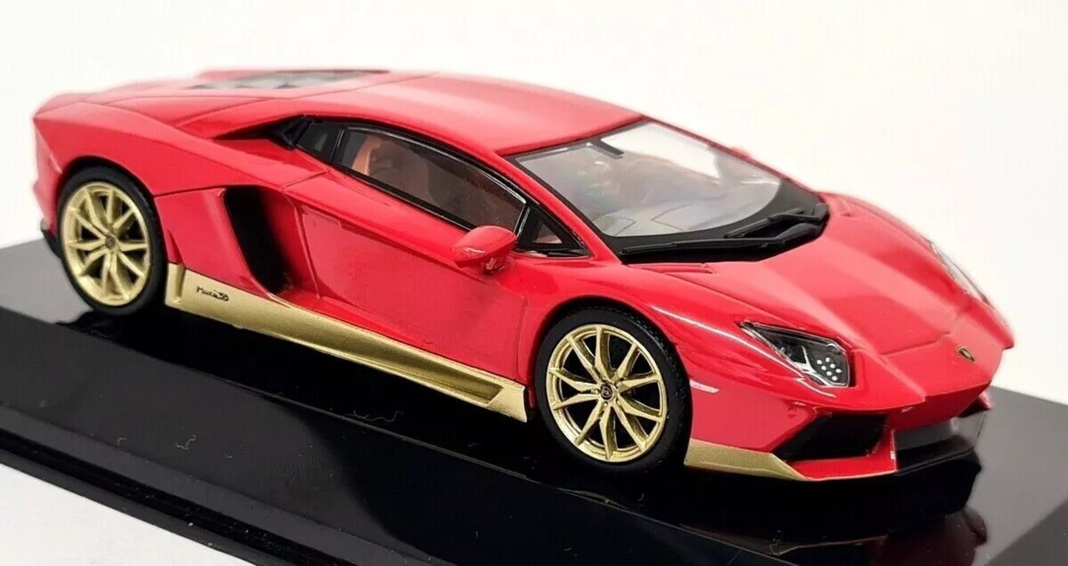 Lamborghini Aventador Miura Homage (2016) - 5