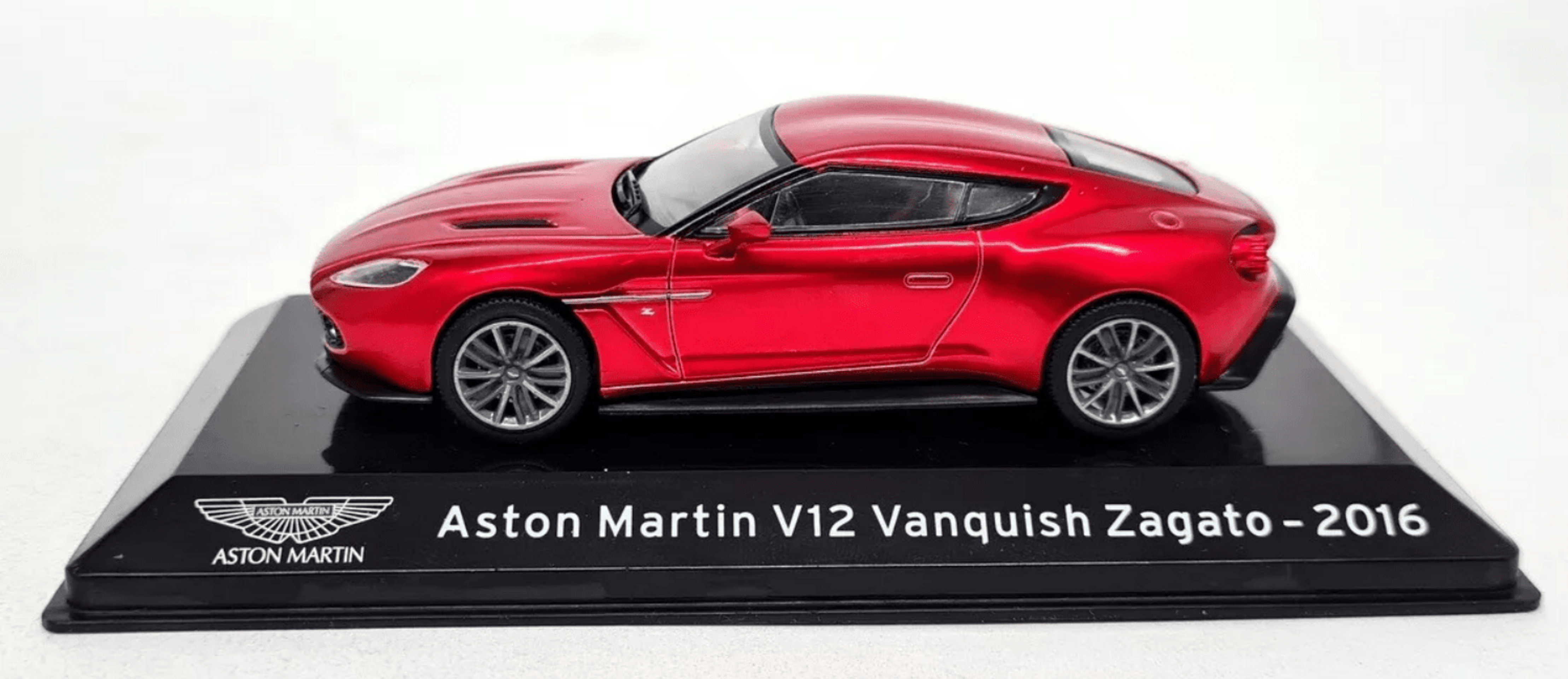 Aston Martin V12 Vanquish Zagato (2016) - 5