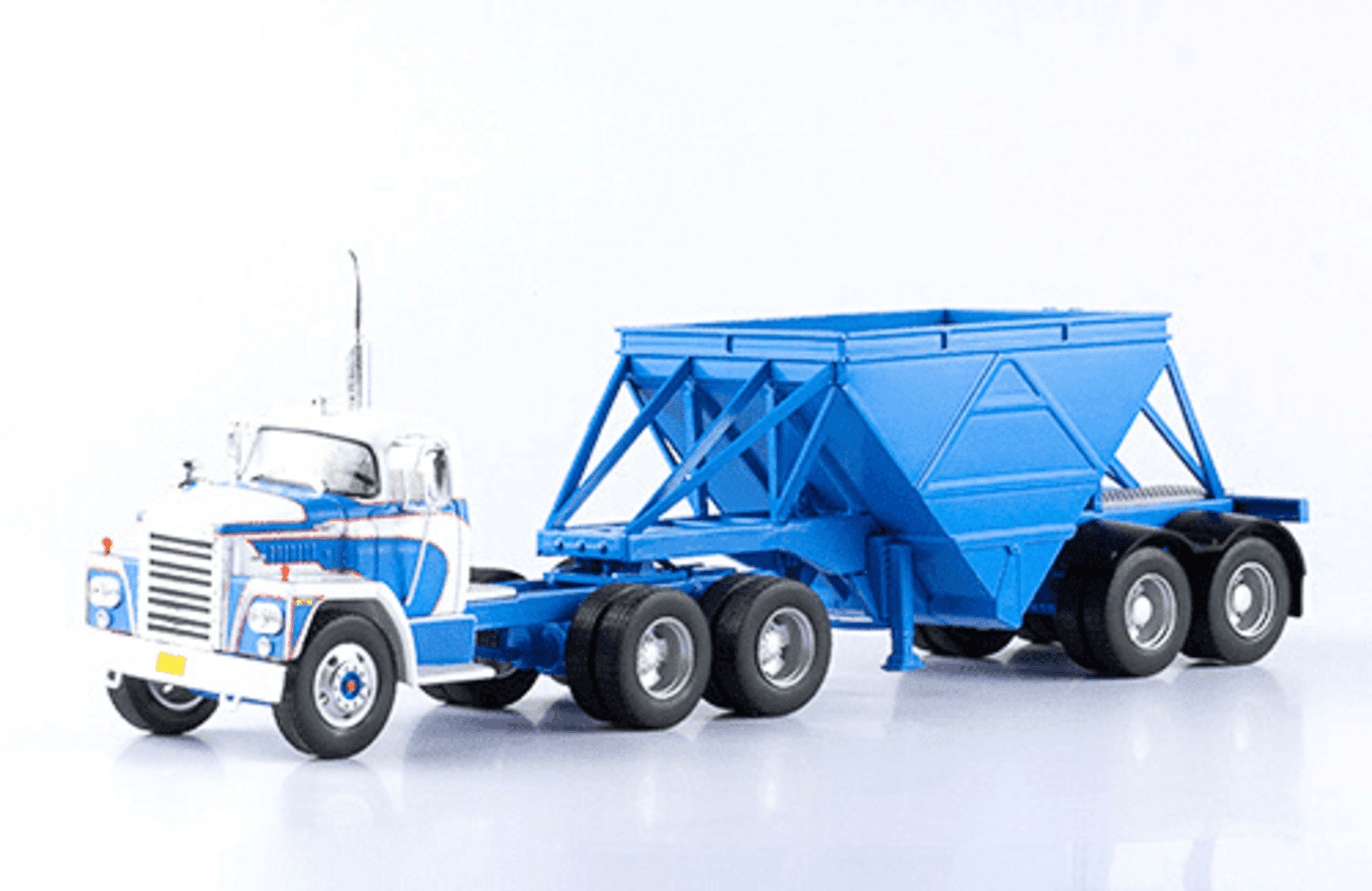 Camión Dodge LCF CT 900 - Semirremolque de carga - 1