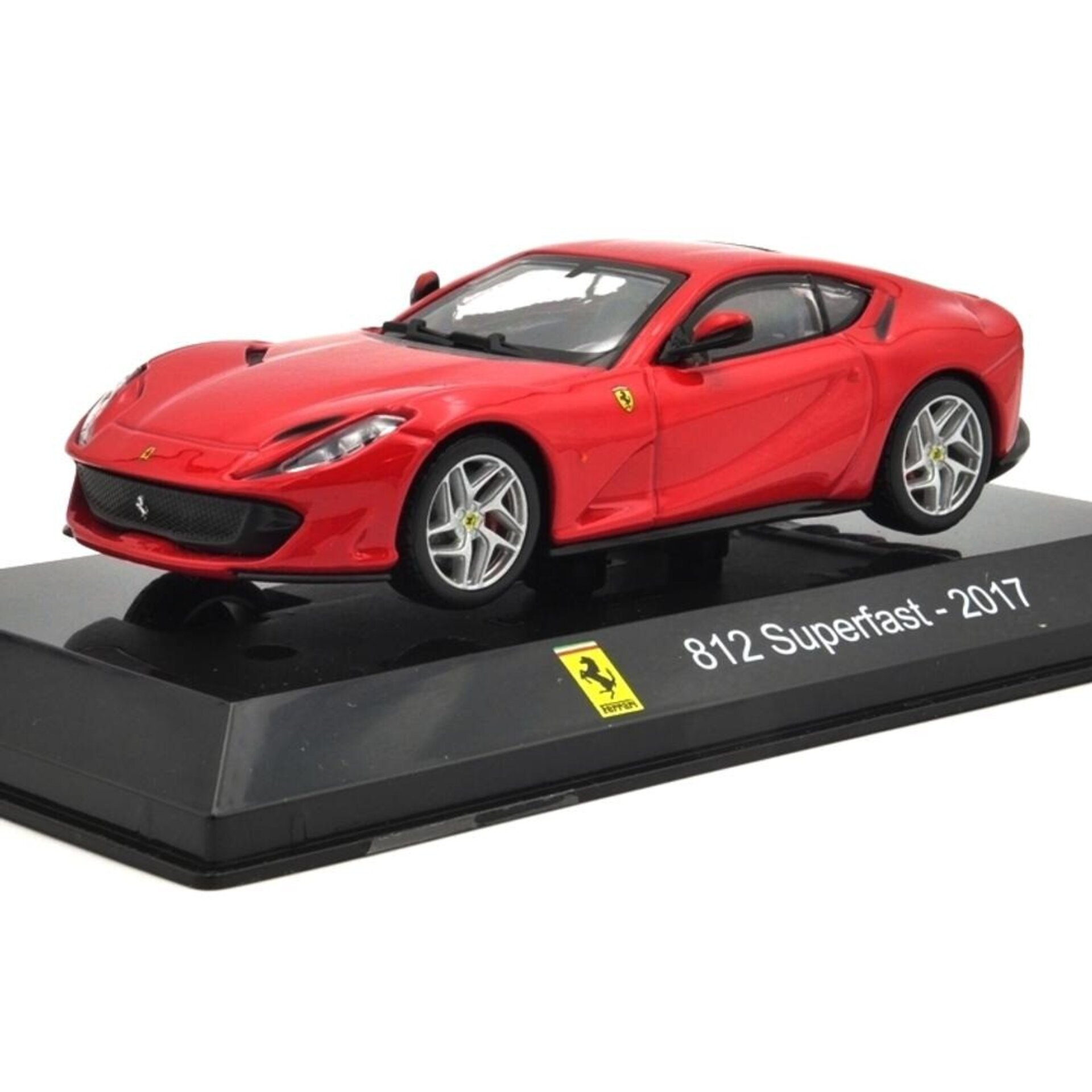 Ferrari 812 Superfast (2017) - 2