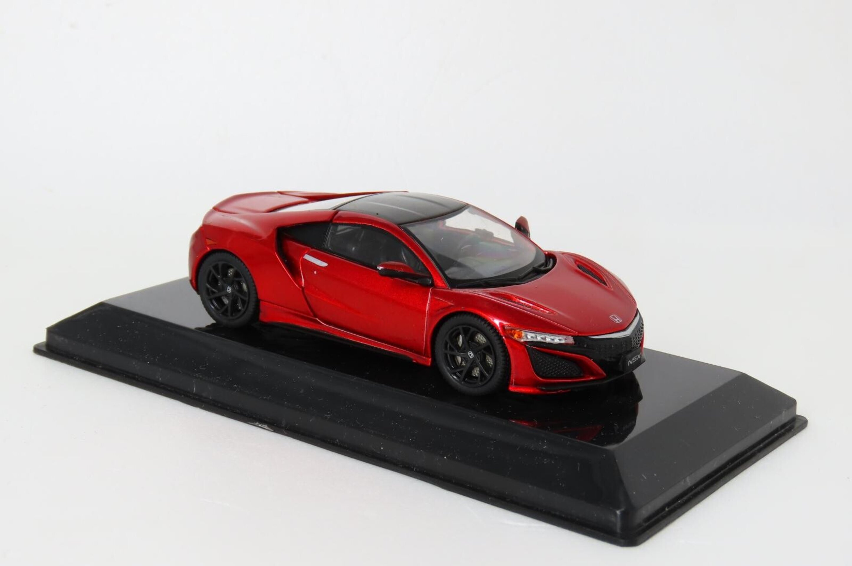 Honda NSX (2016) - 4