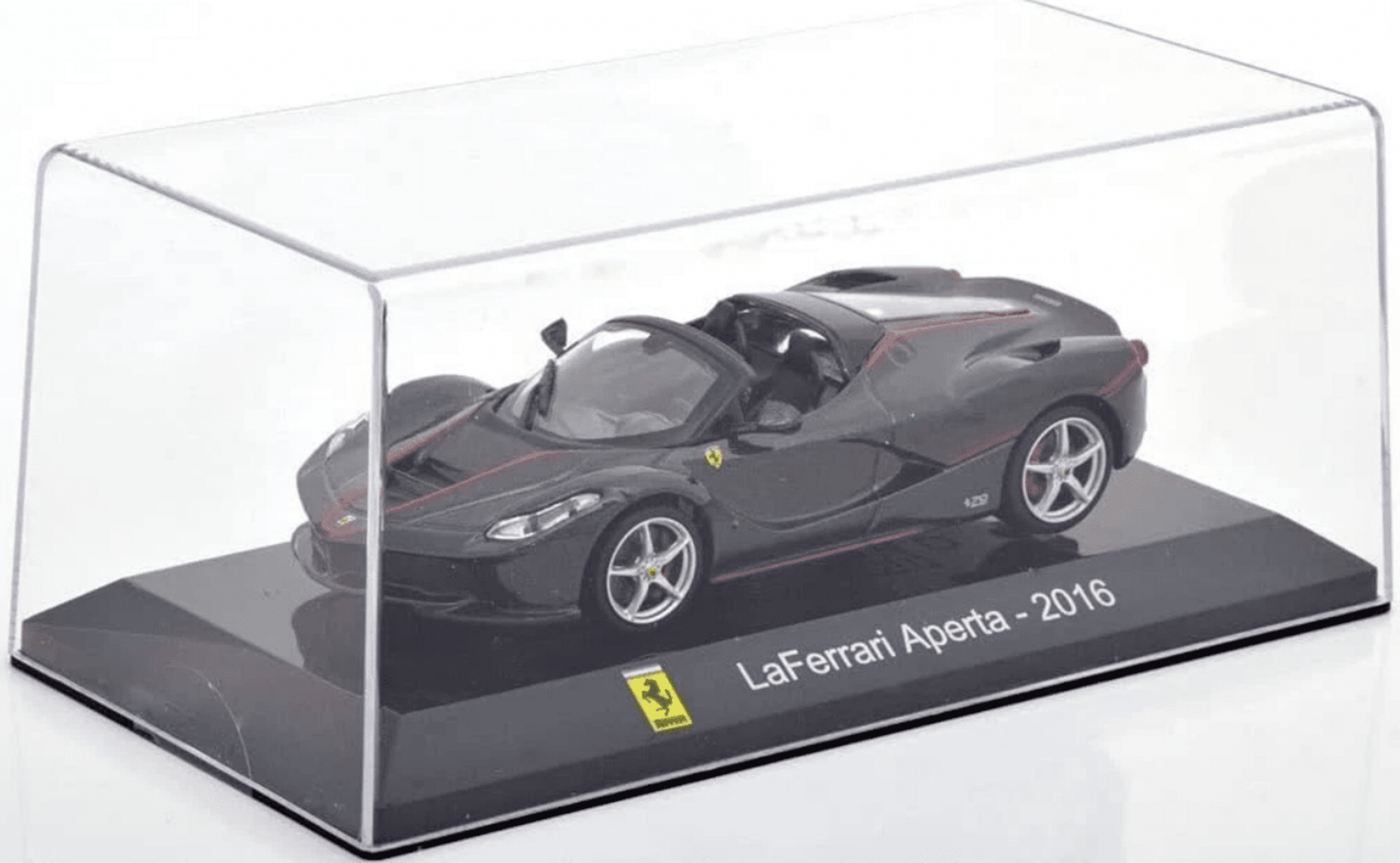 Ferrari LaFerrari Aperta (2016) - 6