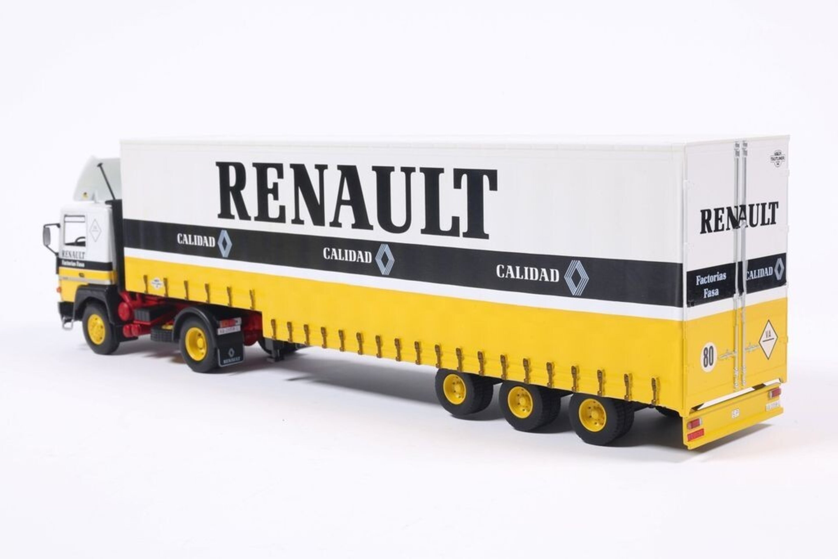 Camión Renault D 38T Barreiros (1983) - 4