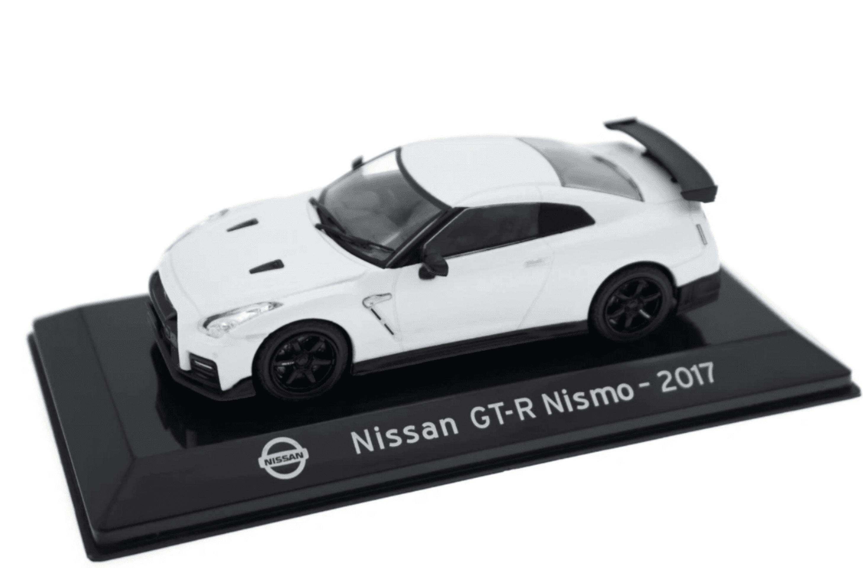 Nissan GT-R Nismo (2017) - 2